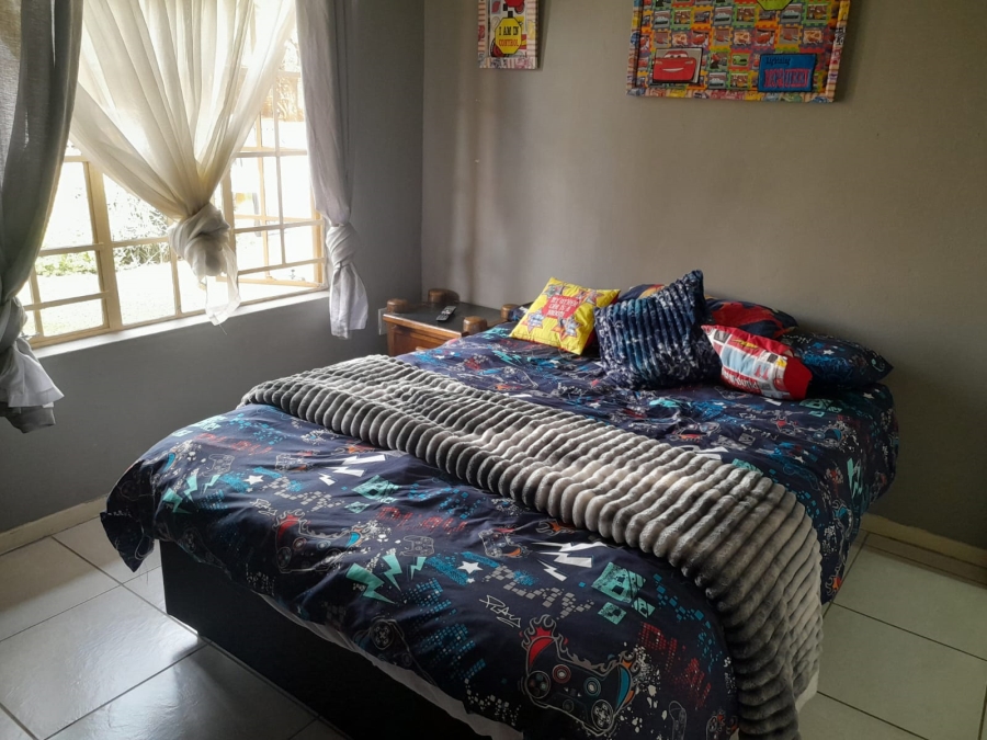 4 Bedroom Property for Sale in Waterval East North West